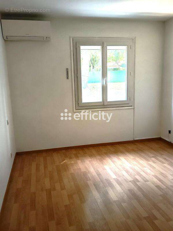 Maison à SAINTE-FOY-D&#039;AIGREFEUILLE