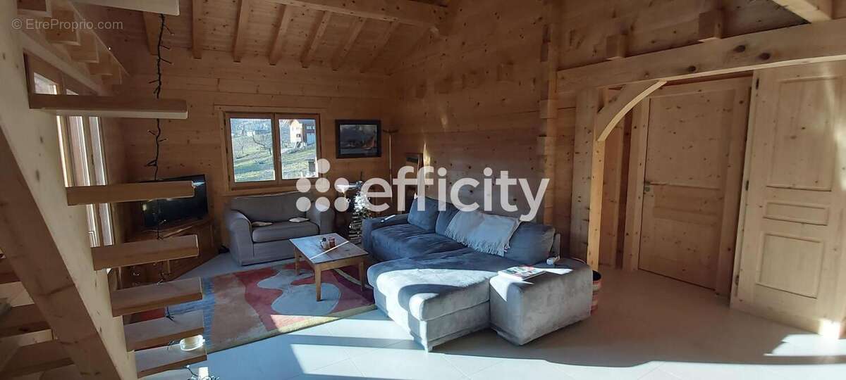 Maison à LES VILLARDS-SUR-THONES