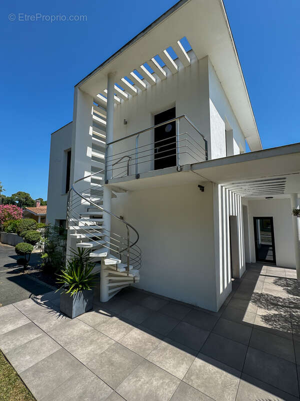 Maison à SAINT-PALAIS-SUR-MER