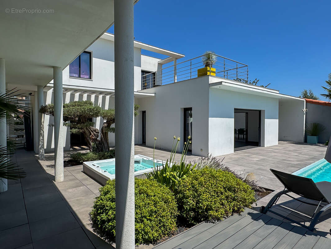 Maison à SAINT-PALAIS-SUR-MER