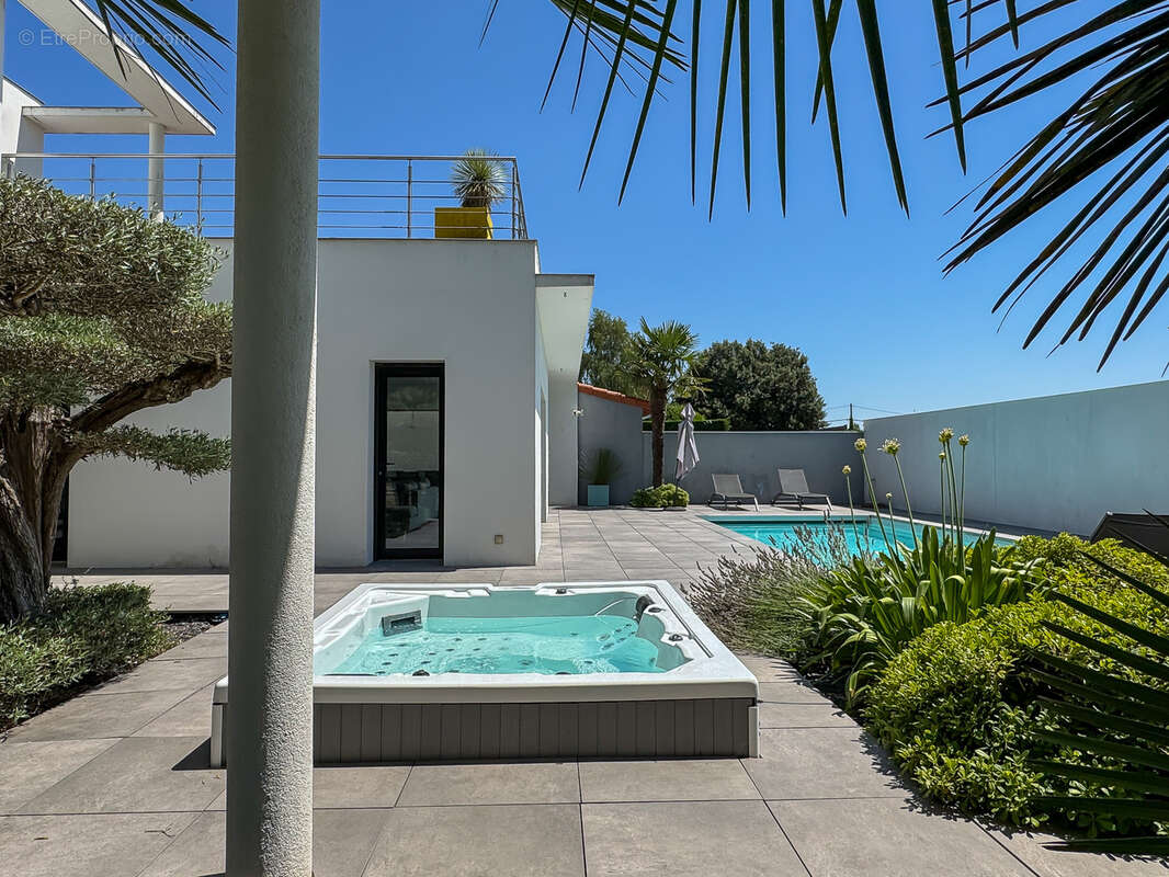 Maison à SAINT-PALAIS-SUR-MER