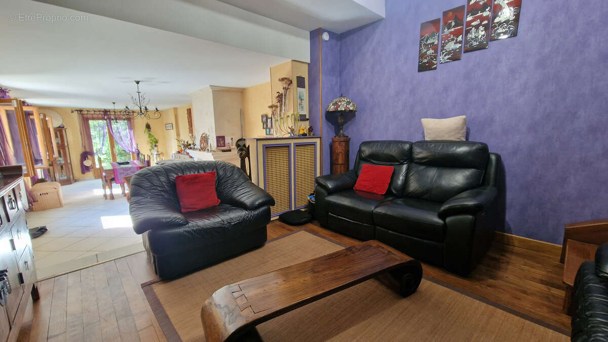 Maison à GOUSSAINVILLE