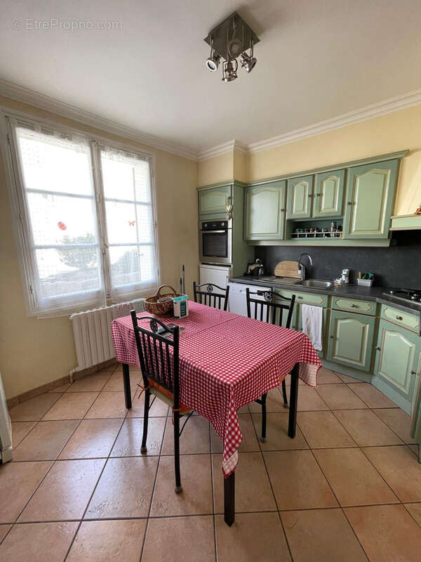 Maison à LA ROCHE-GUYON