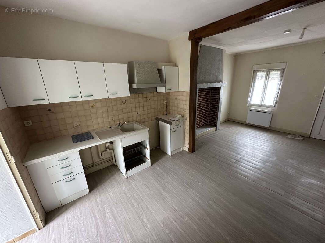 Maison à BETHENCOURT-SUR-MER