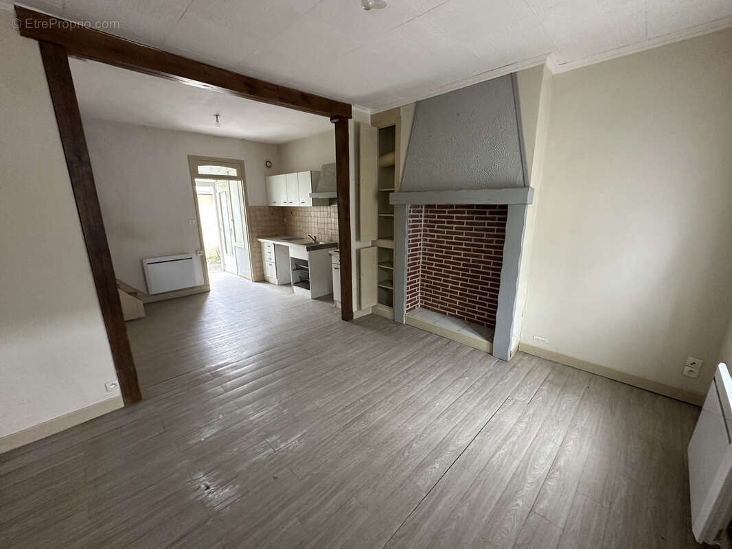 Maison à BETHENCOURT-SUR-MER