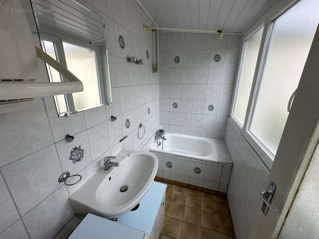 Maison à BETHENCOURT-SUR-MER