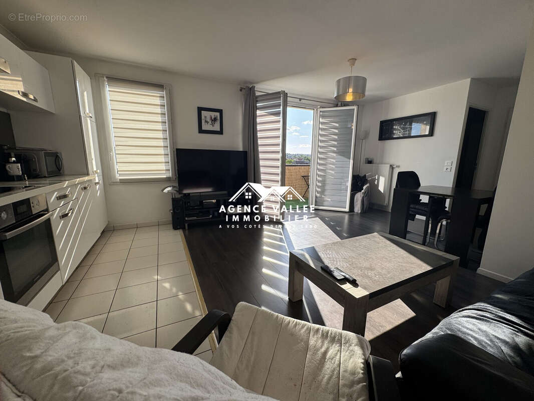 Appartement à CORBEIL-ESSONNES