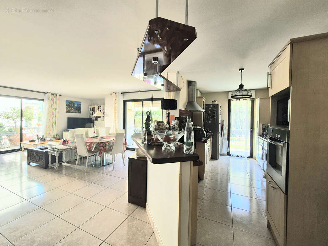 Appartement à HYERES