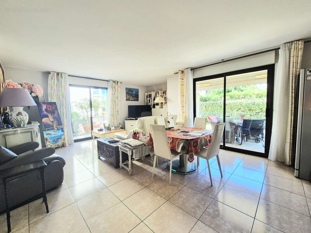 Appartement à HYERES