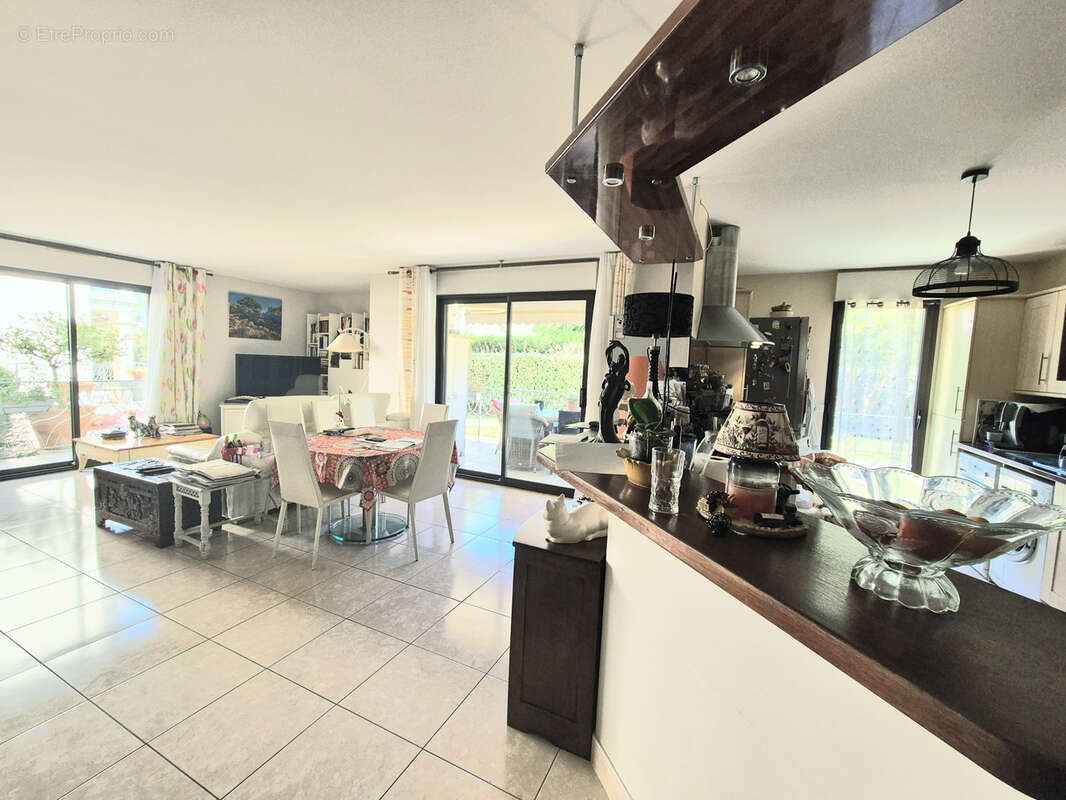 Appartement à HYERES