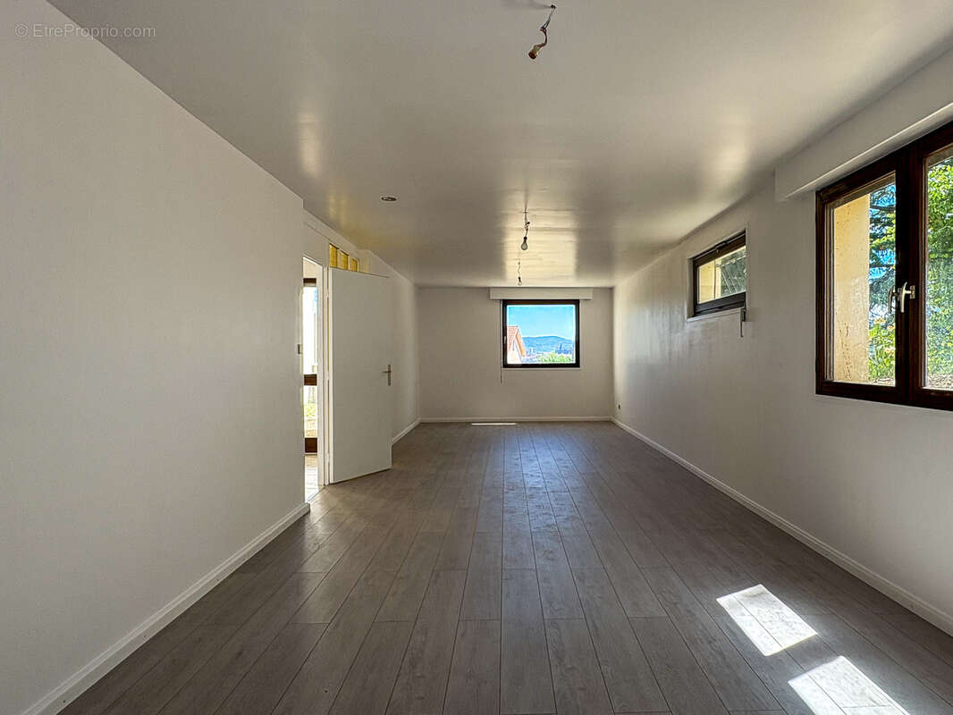 Maison à CLERMONT-FERRAND