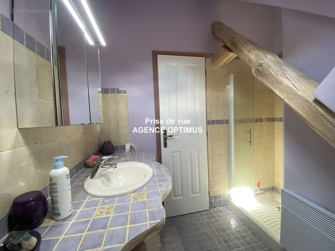 Maison à VILLENEUVE-LA-GUYARD