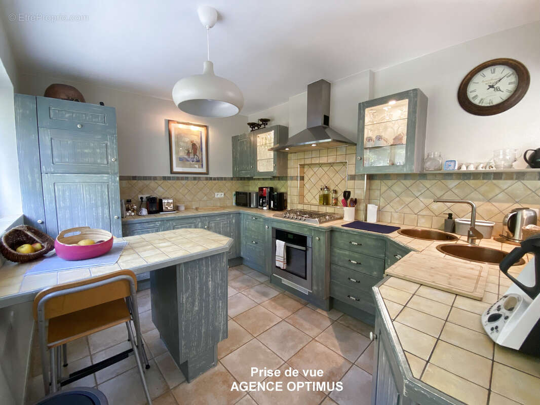 Maison à VILLENEUVE-LA-GUYARD