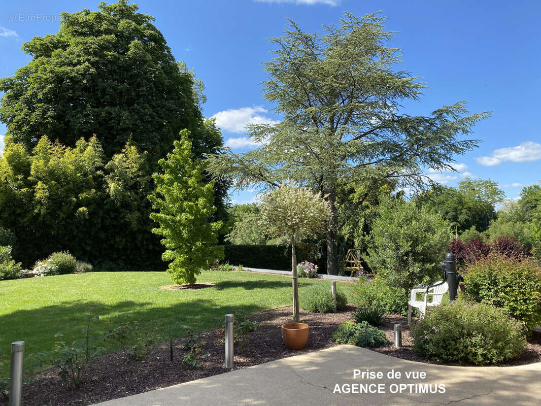 Maison à VILLENEUVE-LA-GUYARD