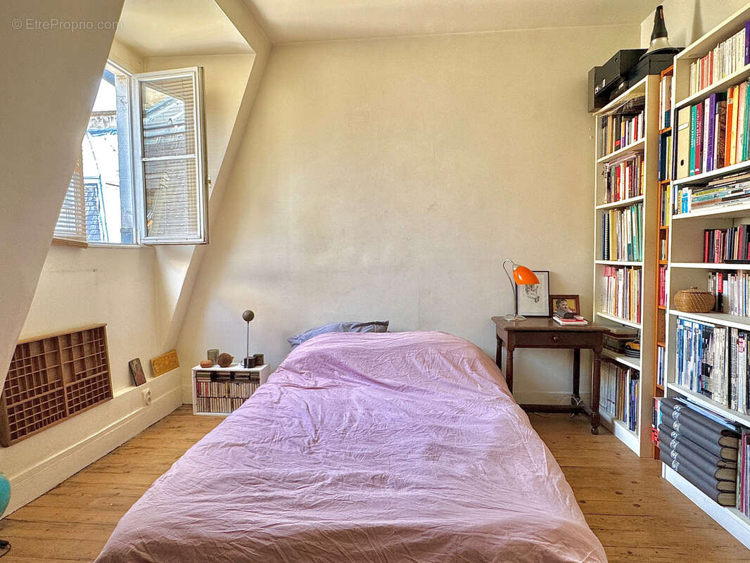Appartement à PARIS-6E