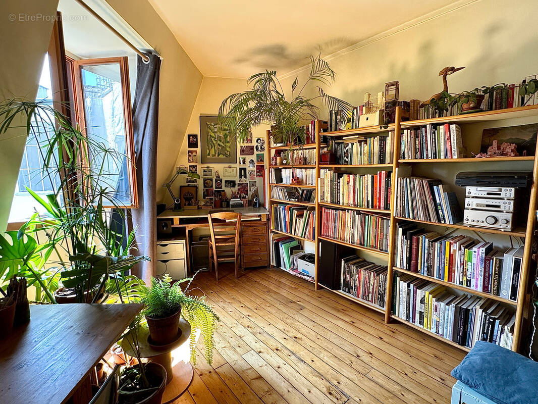 Appartement à PARIS-6E