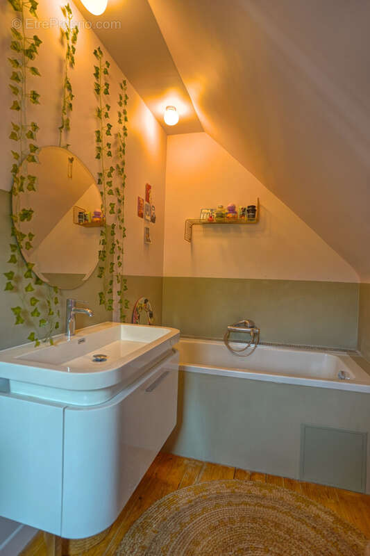 Maison à BOURRON-MARLOTTE