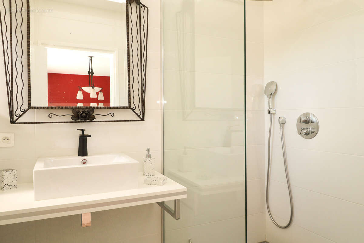 Maison à MONTAUROUX