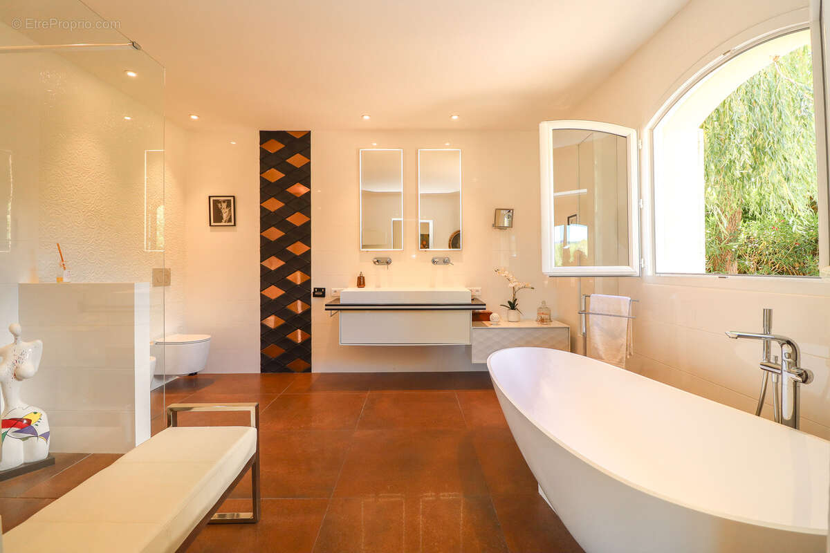 Maison à MONTAUROUX