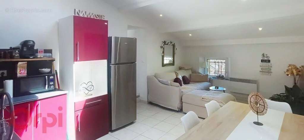 Appartement à TOURVES