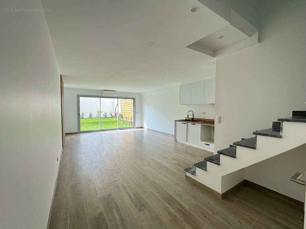 Maison à ORMESSON-SUR-MARNE