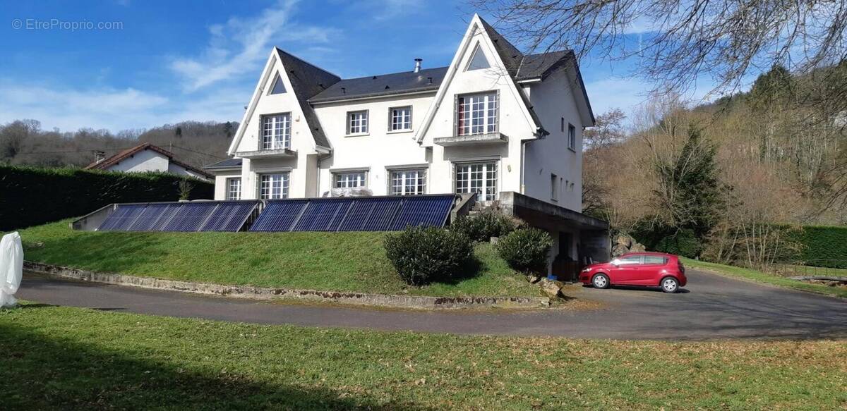 Maison à SAINT-SERNIN-DU-BOIS