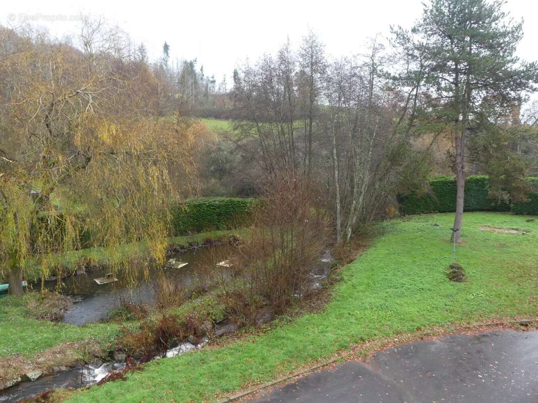 Maison à SAINT-SERNIN-DU-BOIS