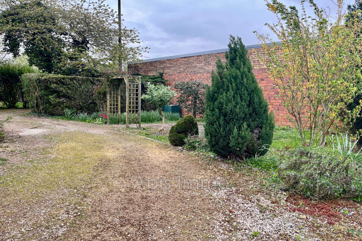 Maison à BEAUVILLIERS