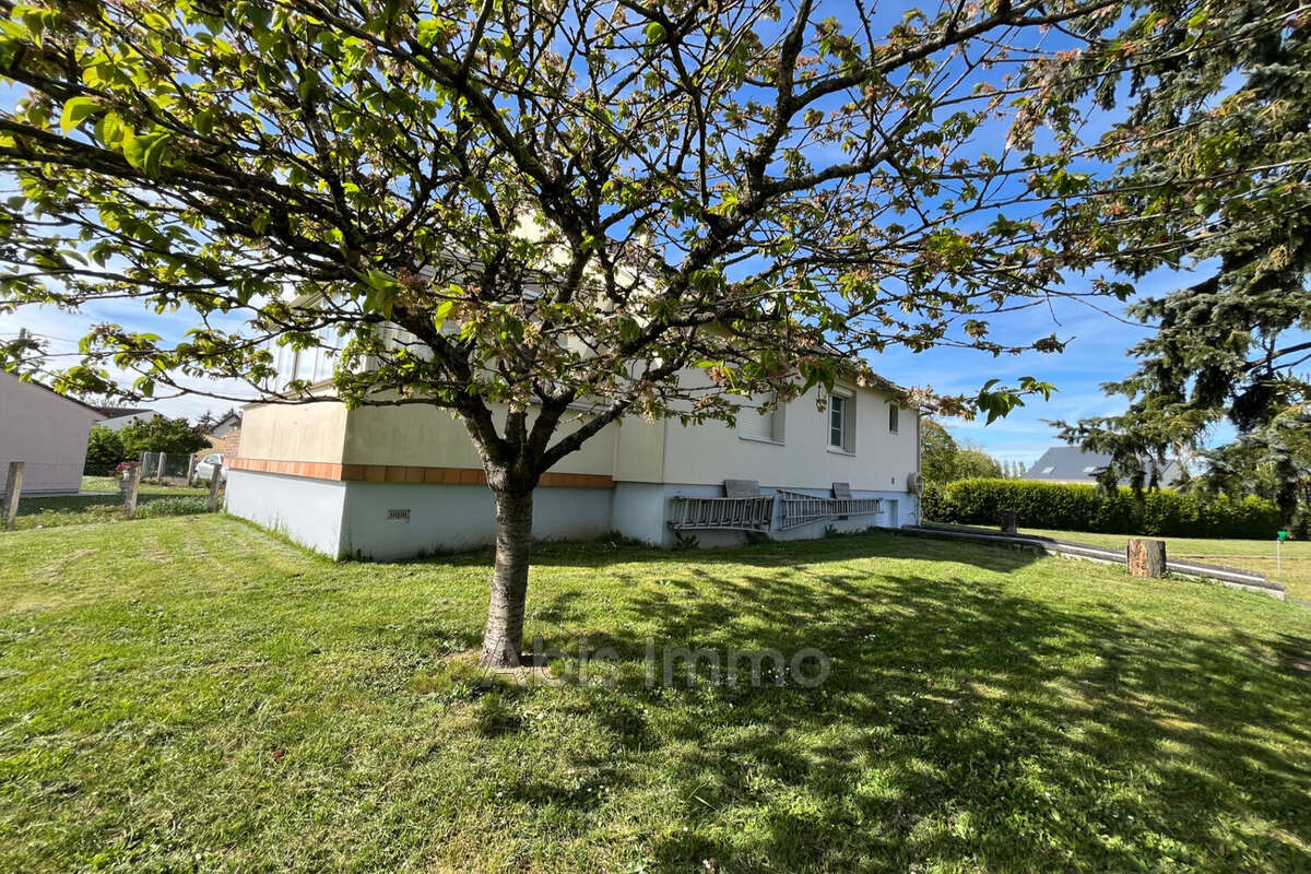 Maison à BEAUVILLIERS