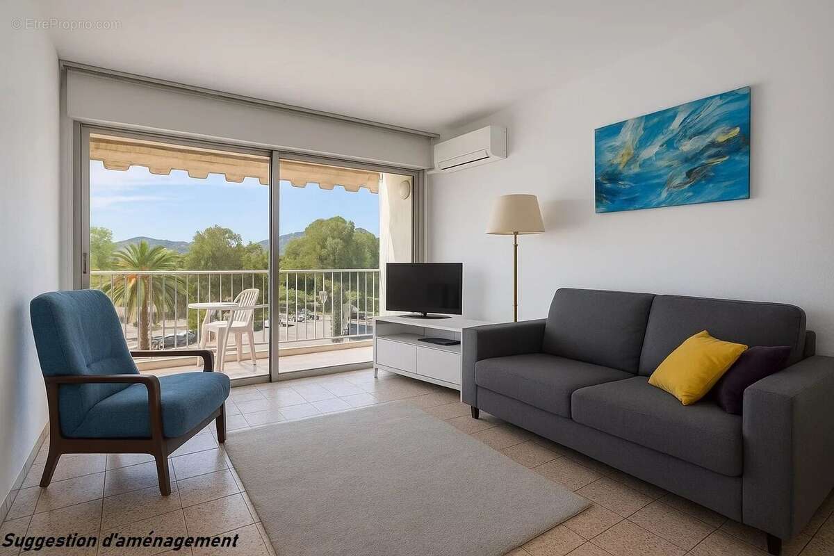 Appartement à MANDELIEU-LA-NAPOULE