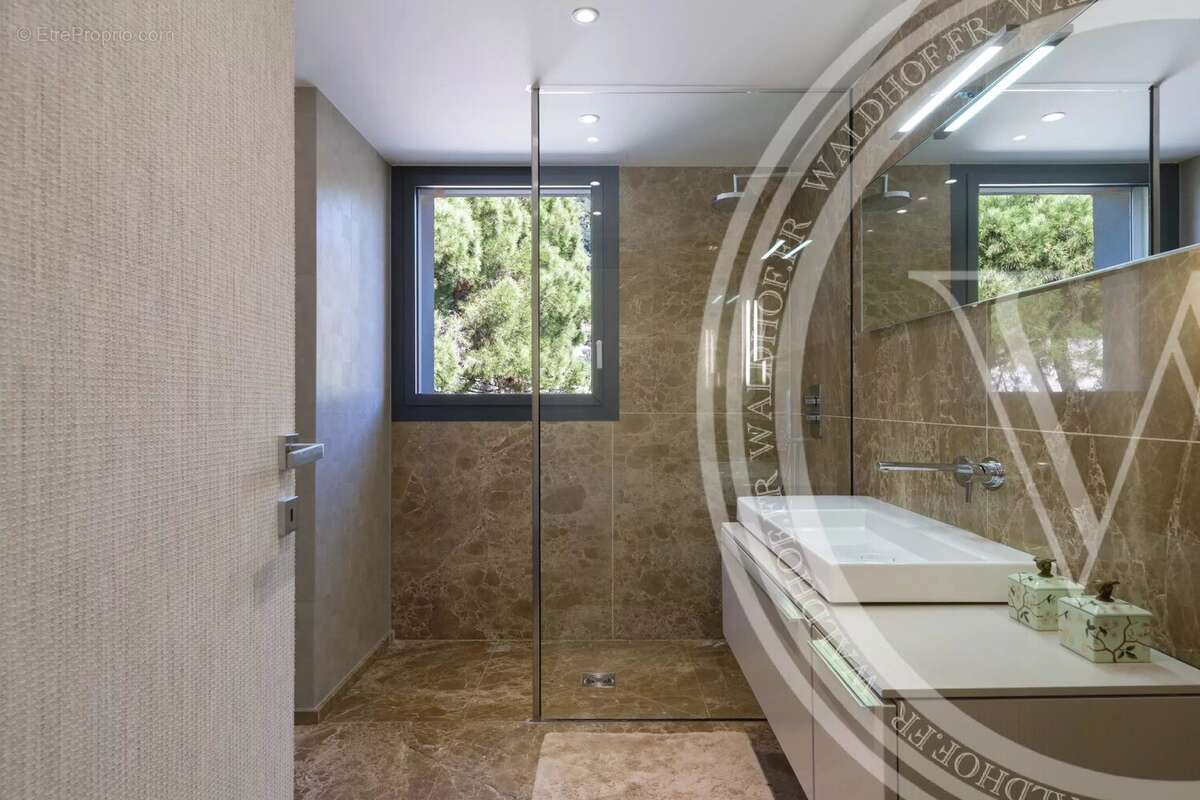 Maison à VILLEFRANCHE-SUR-MER