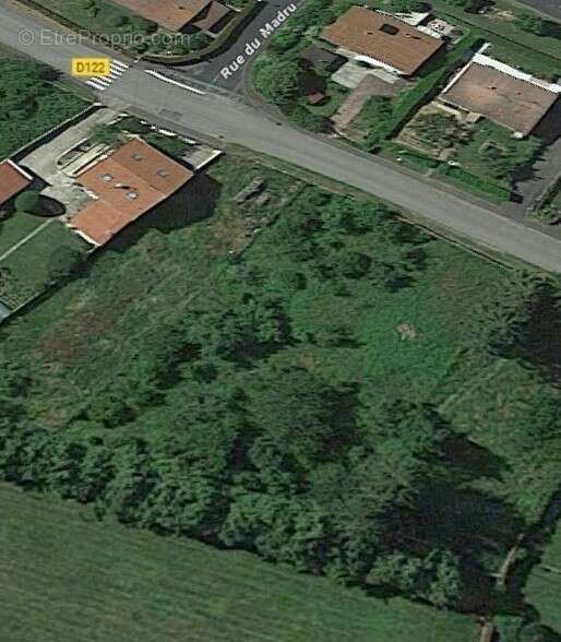 Terrain à GERBEVILLER