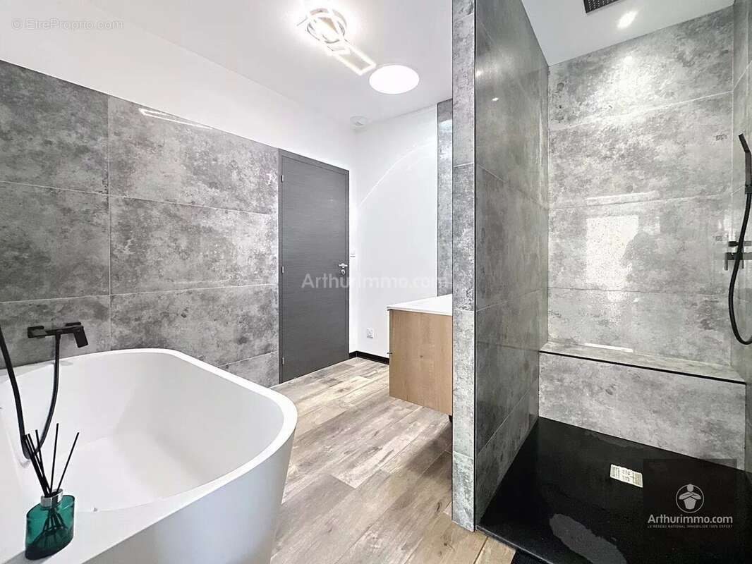 Appartement à RIORGES