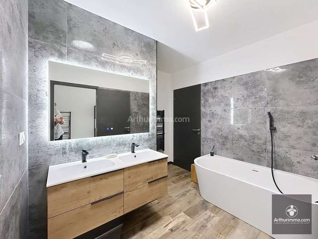 Appartement à RIORGES