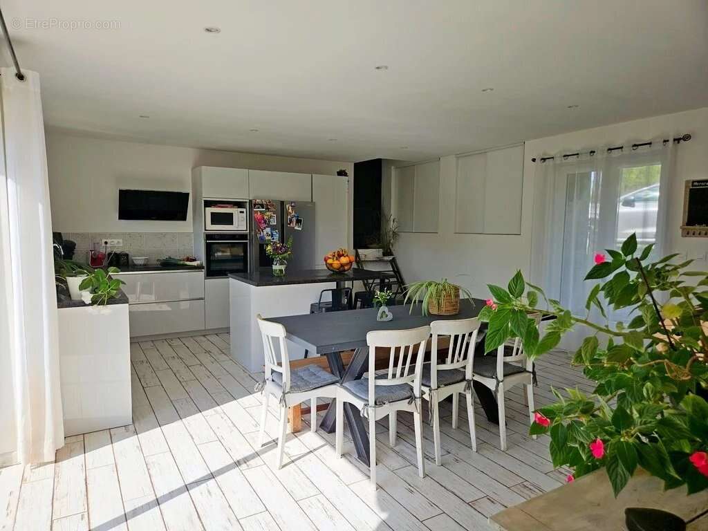 Maison à ALLIGNY-EN-MORVAN