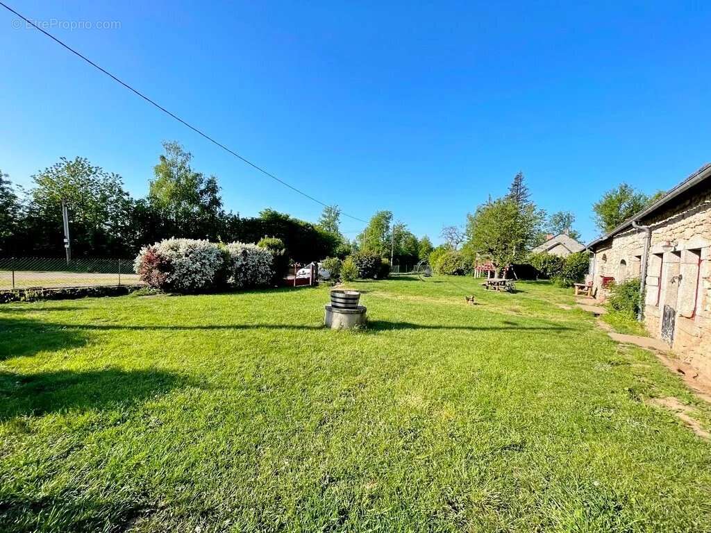 Maison à ALLIGNY-EN-MORVAN