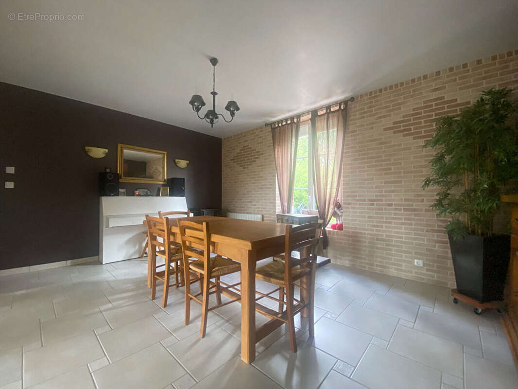 Maison à LE NEUBOURG