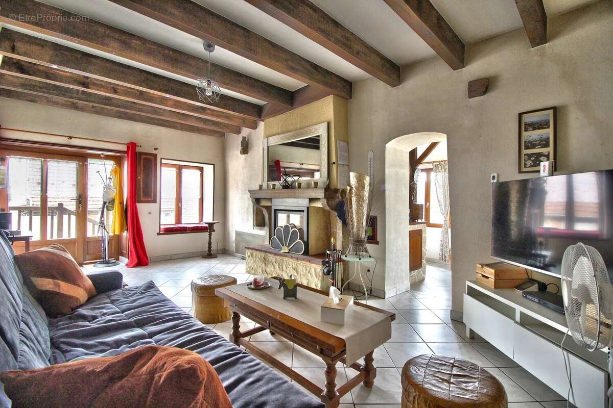 Maison à VILLEFERRY