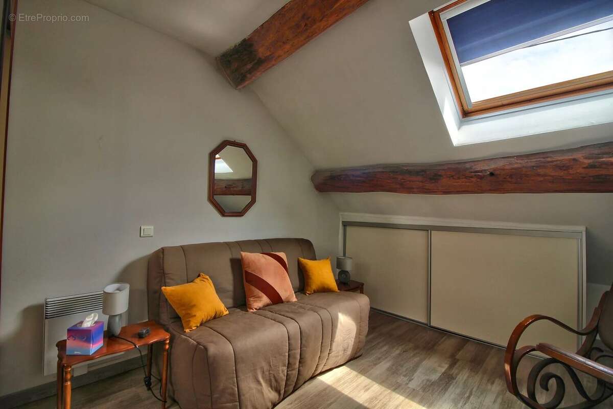 Maison à VILLEFERRY