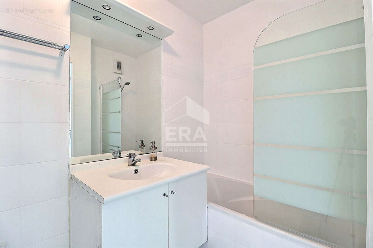 Appartement à SAINT-DENIS