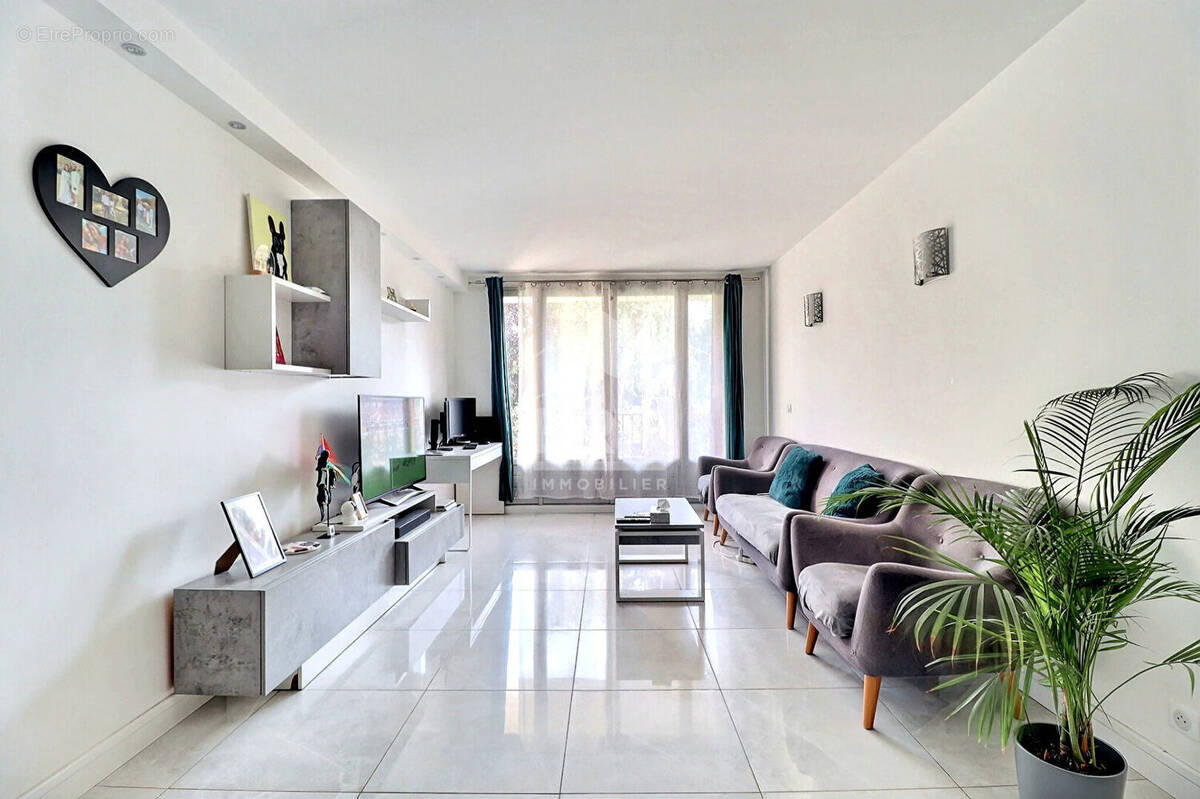 Appartement à GARGES-LES-GONESSE