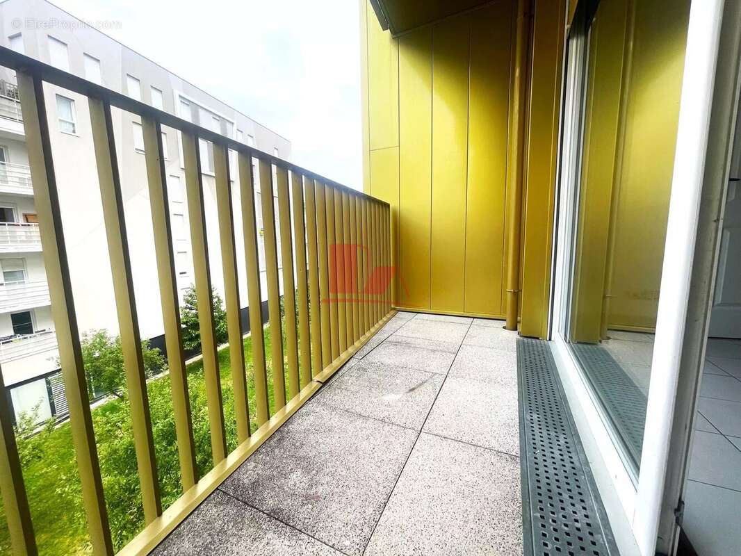 Appartement à ISSY-LES-MOULINEAUX