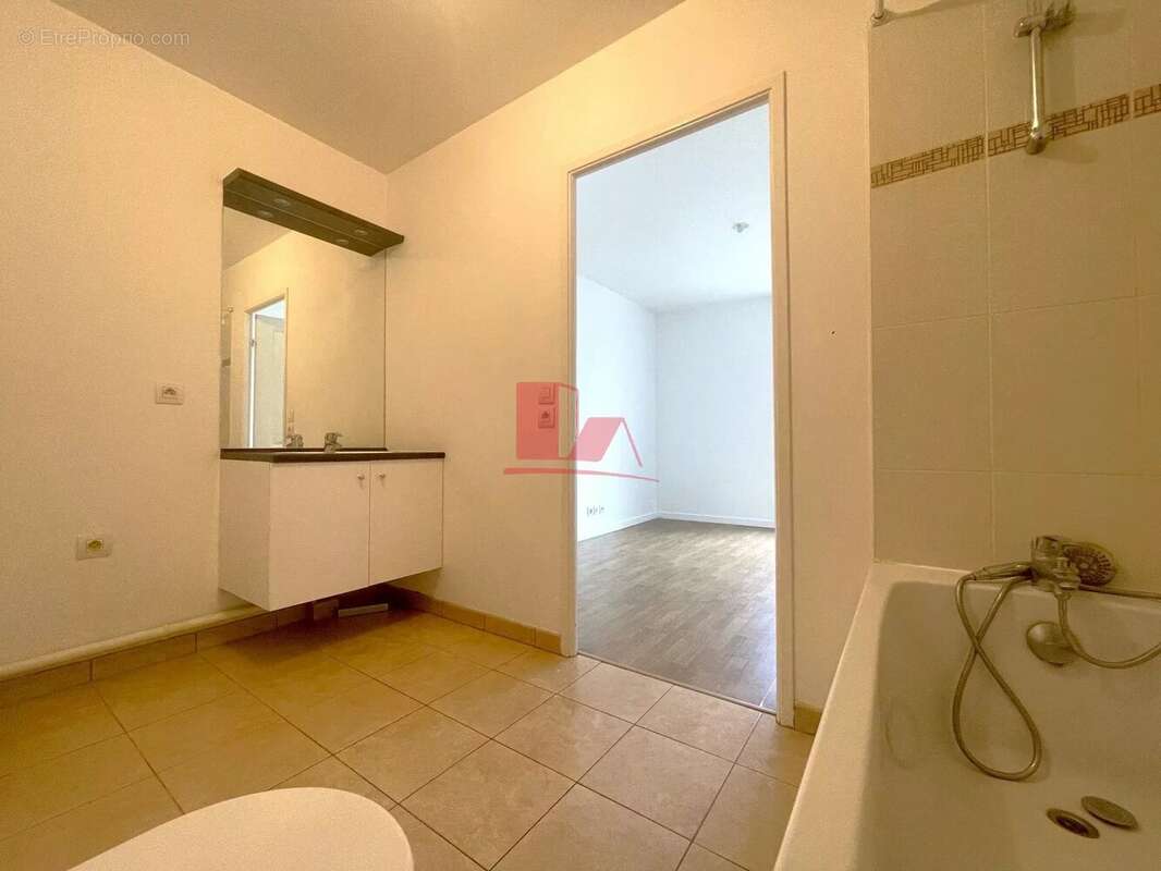 Appartement à ISSY-LES-MOULINEAUX