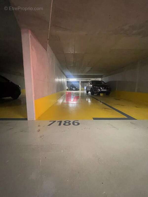 Appartement à ISSY-LES-MOULINEAUX