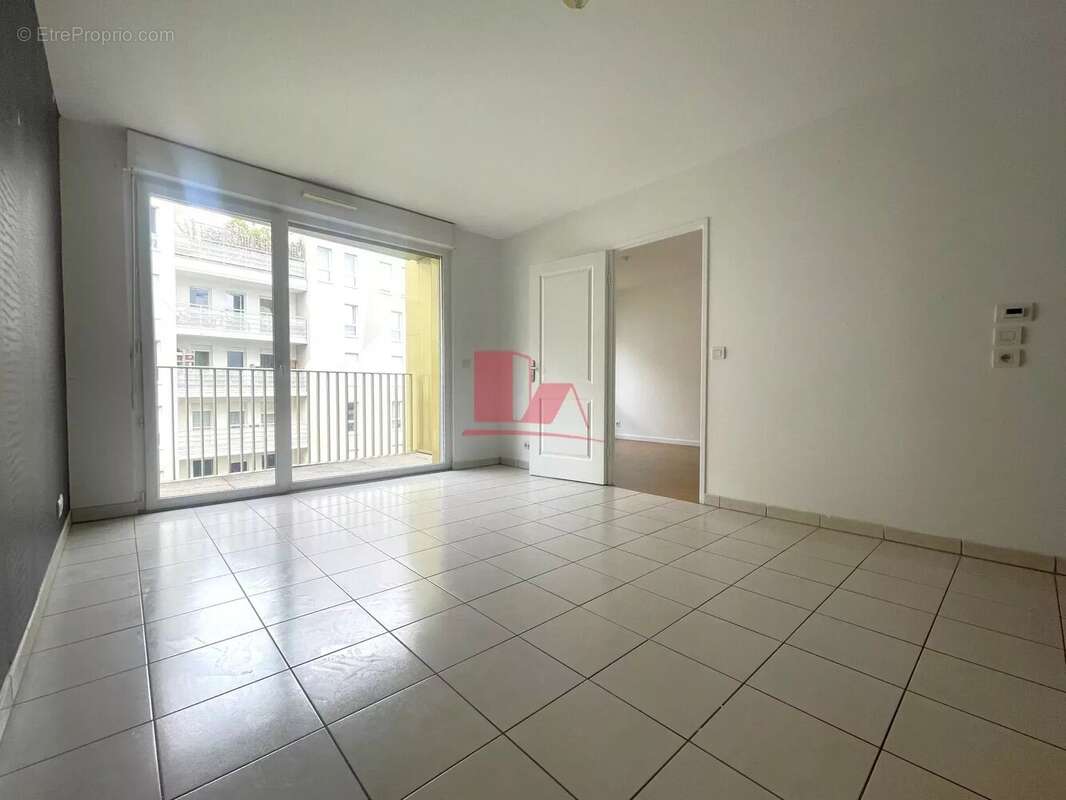 Appartement à ISSY-LES-MOULINEAUX
