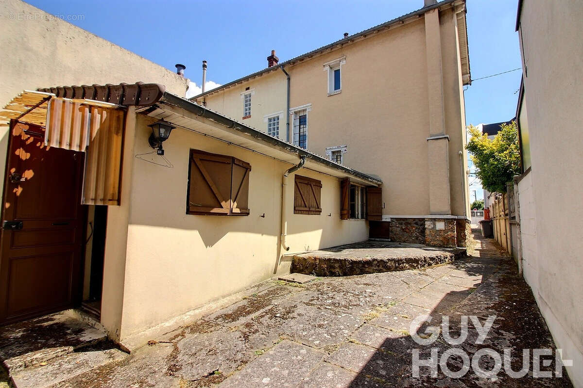 Maison à HOUILLES
