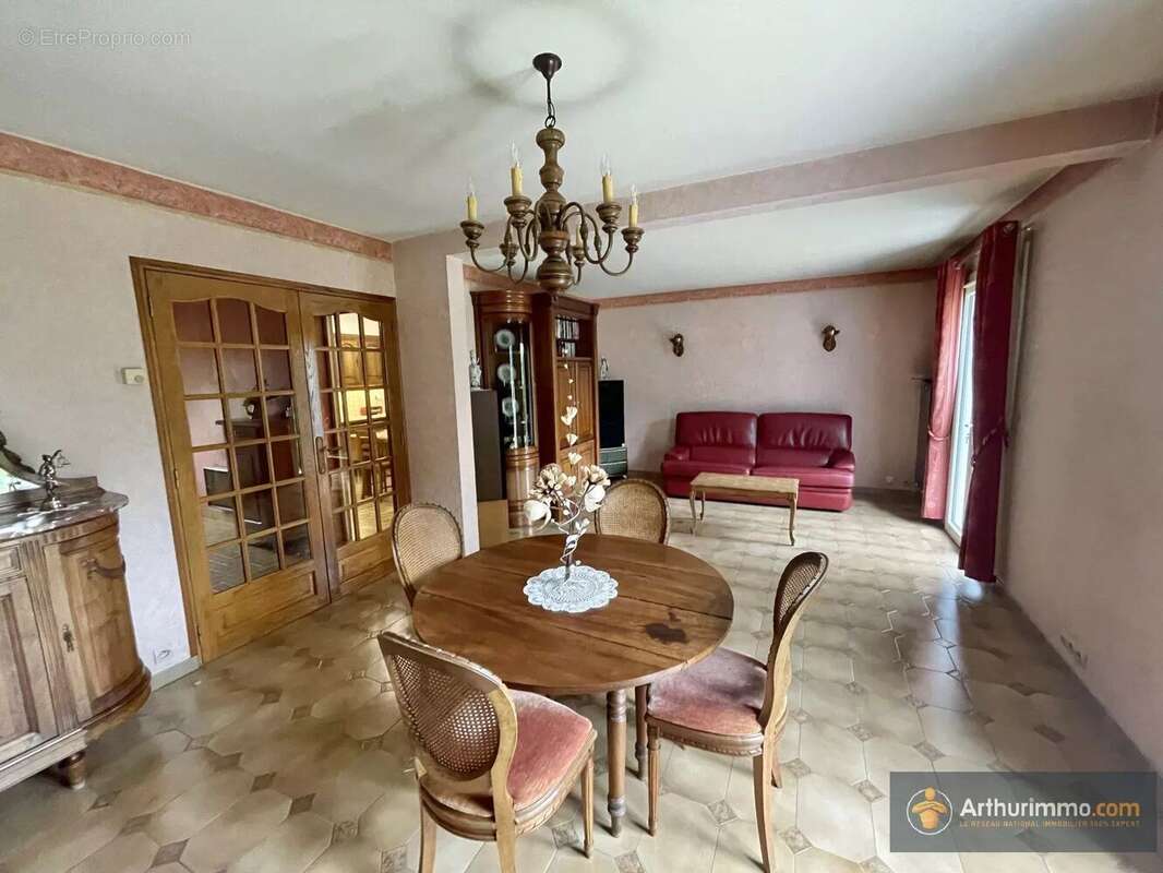 Maison à LIVRY-GARGAN