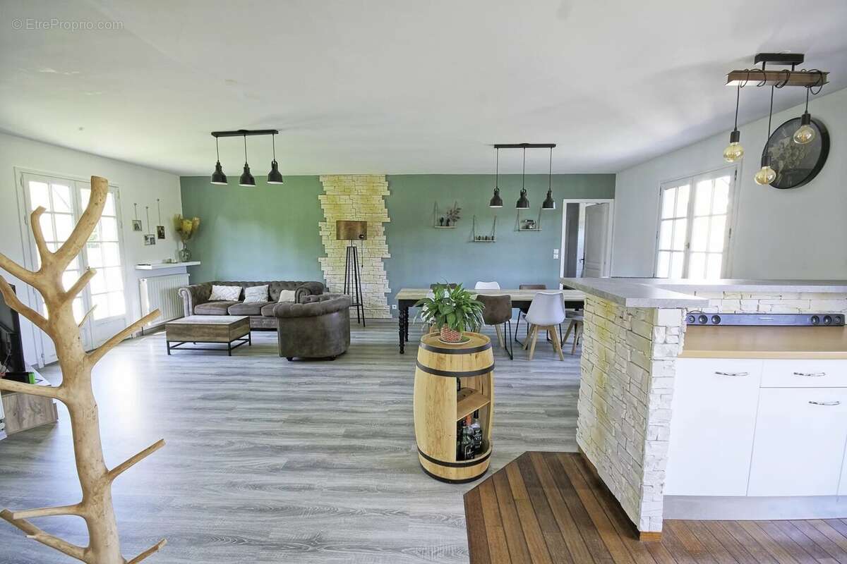 Maison à PUTOT-EN-BESSIN