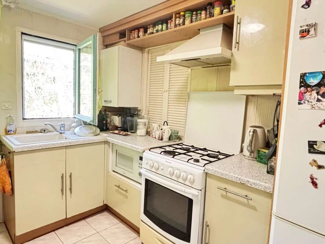 Maison à ROQUEBRUNE-SUR-ARGENS