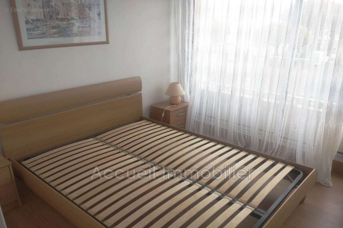 Appartement à CORNEILLAN